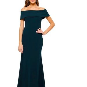 Off the Shoulder Back Ruffle Crepe Gown in Emerald